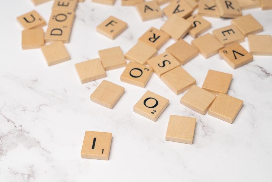 Claude's Language & Model Smarts Revealed! 1 Claude's Language & Model Smarts Revealed!