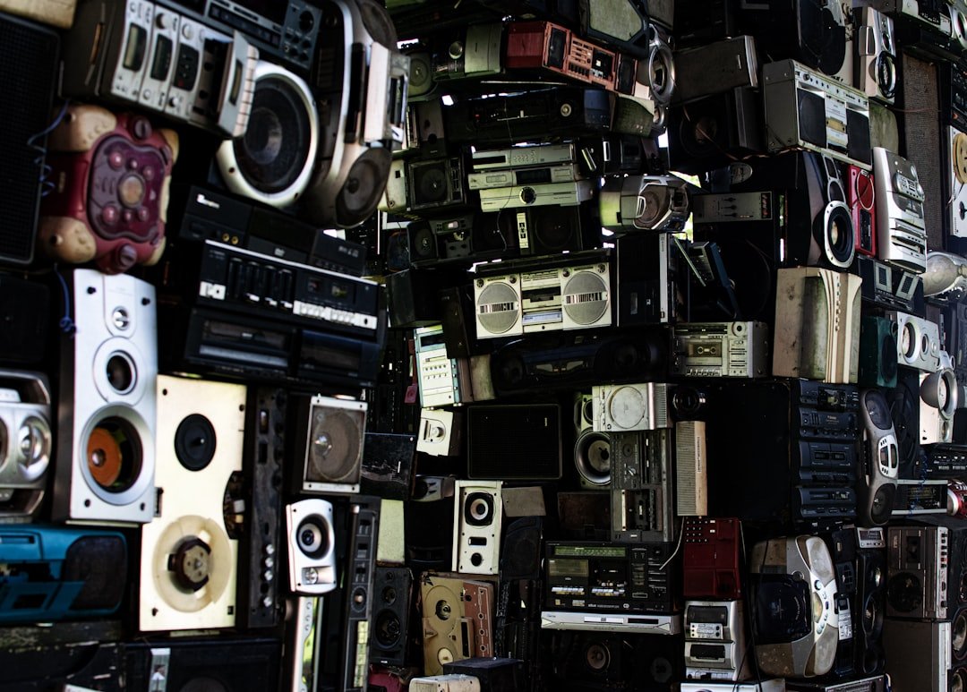 Dying Tech Sounds Museum: A Nostalgic Internet Gem