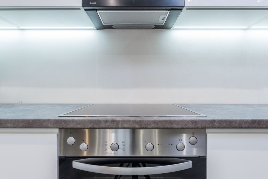 LG Smart Induction Range: $1150 Deal + Free Ship!