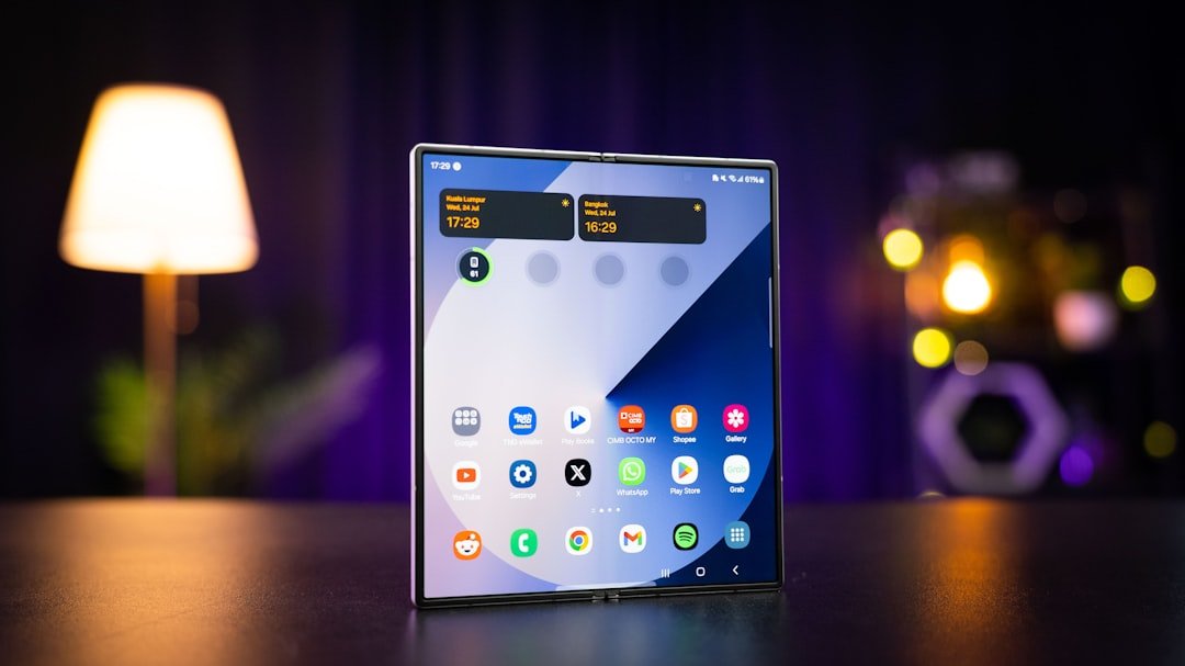 Galaxy Z Flip8/Fold8 Pre-Order: $200 eGC!
