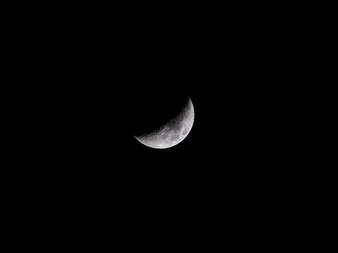 SpaceX Rocket Crash: Moon Impact This August
