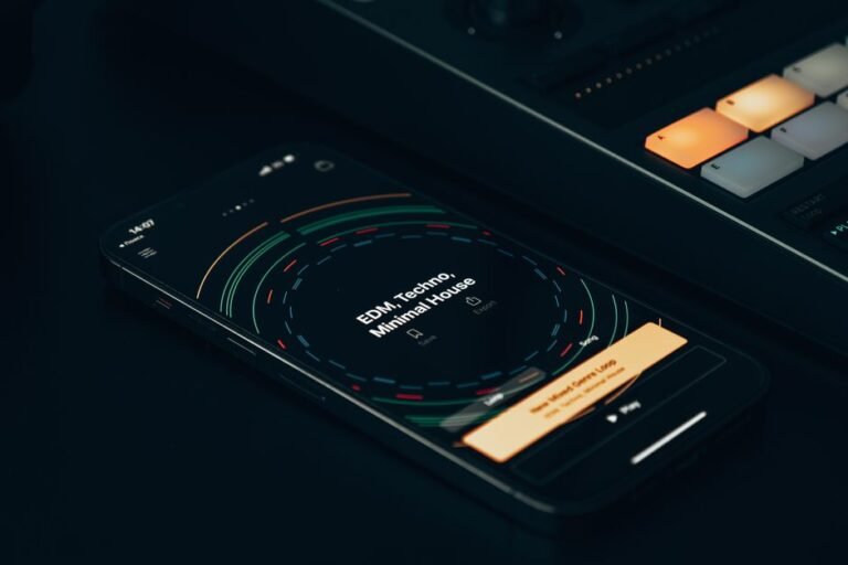 Qobuz Music Player Redesign & Real-Time Lyrics