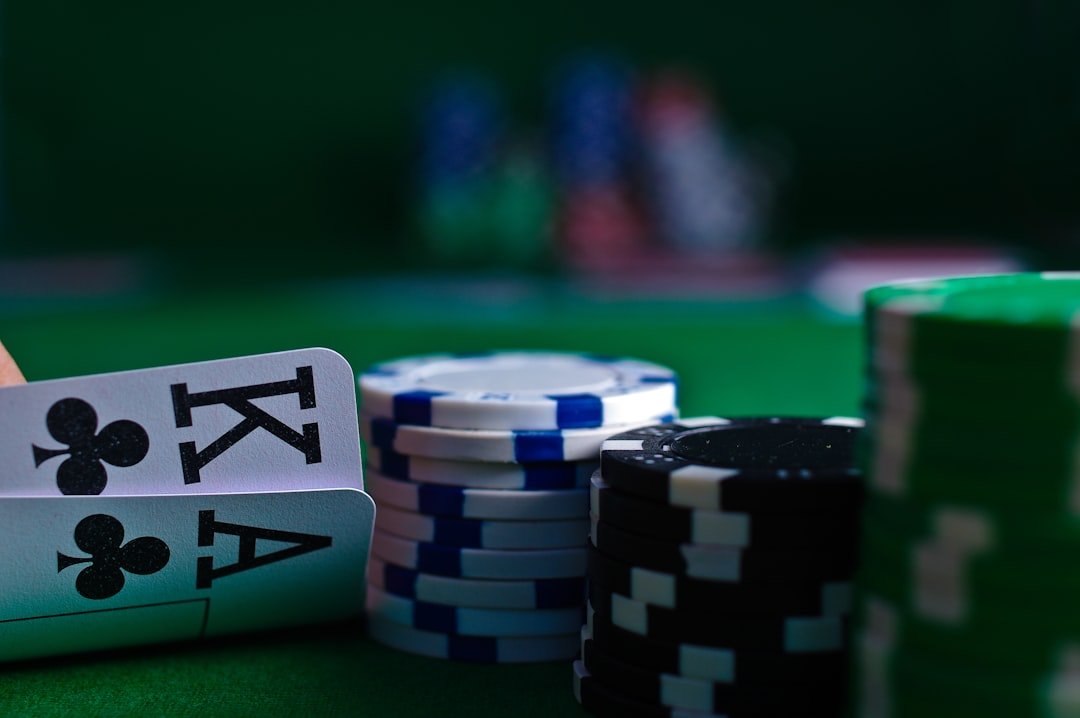 Poker Table Deal: $100 at Amazon! Shop Now