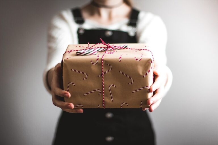Tech News: 11 Gifts for People Who Can’t Stand the Heat