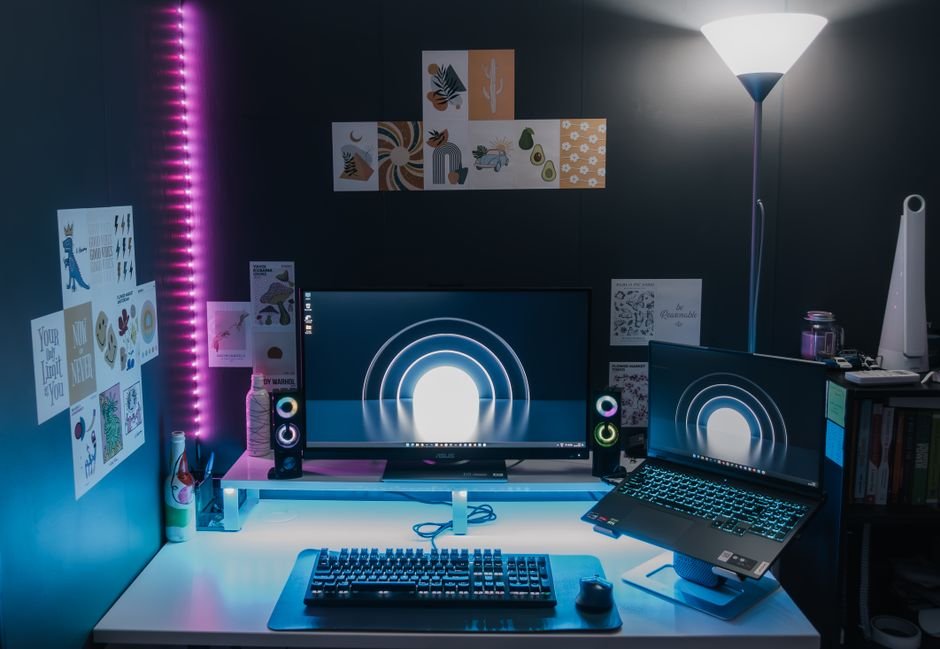 Tech News: Nanoleaf's monitor stand is an all-in-one setup that brightens up your desk space