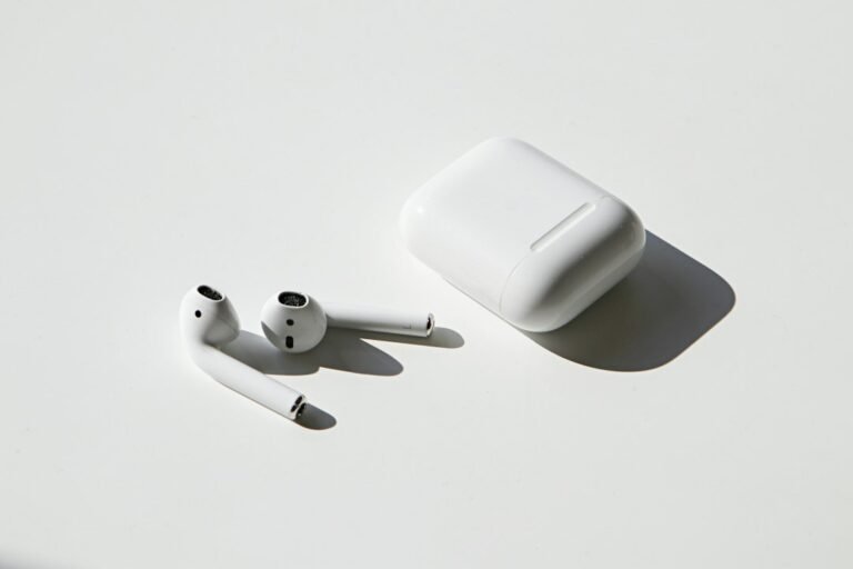 Apple AirPods Pro 3 Wireless Earbuds $179 + Free S&H Deal