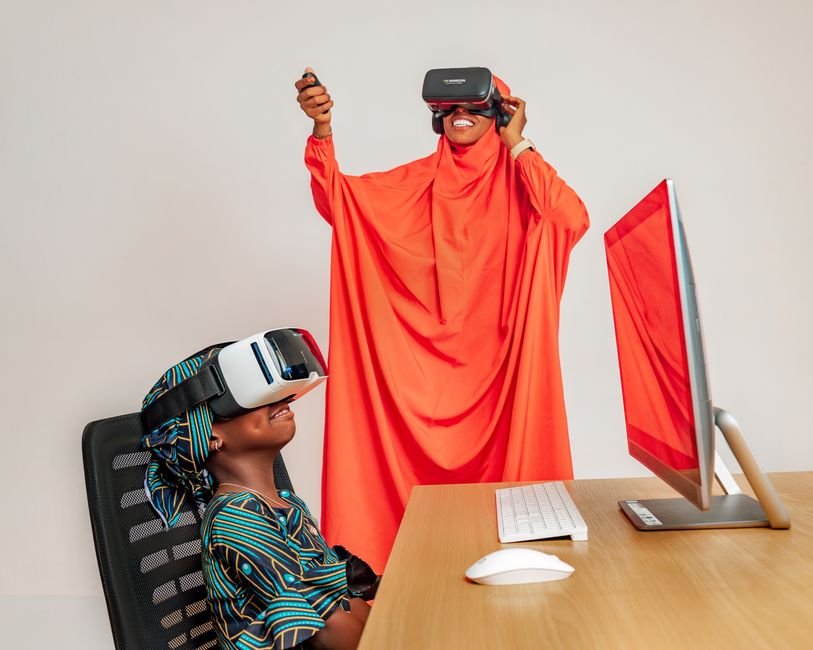 EPP/EDU: 49" Odyssey G95C 240Hz Curved + 24" S36GD $630 + Free S&H