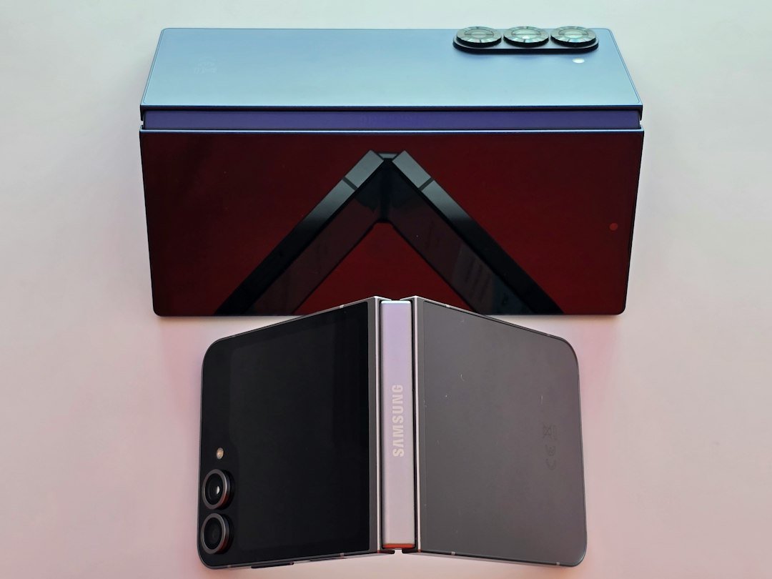 iPhone Duo fold durability — Best Value Lab